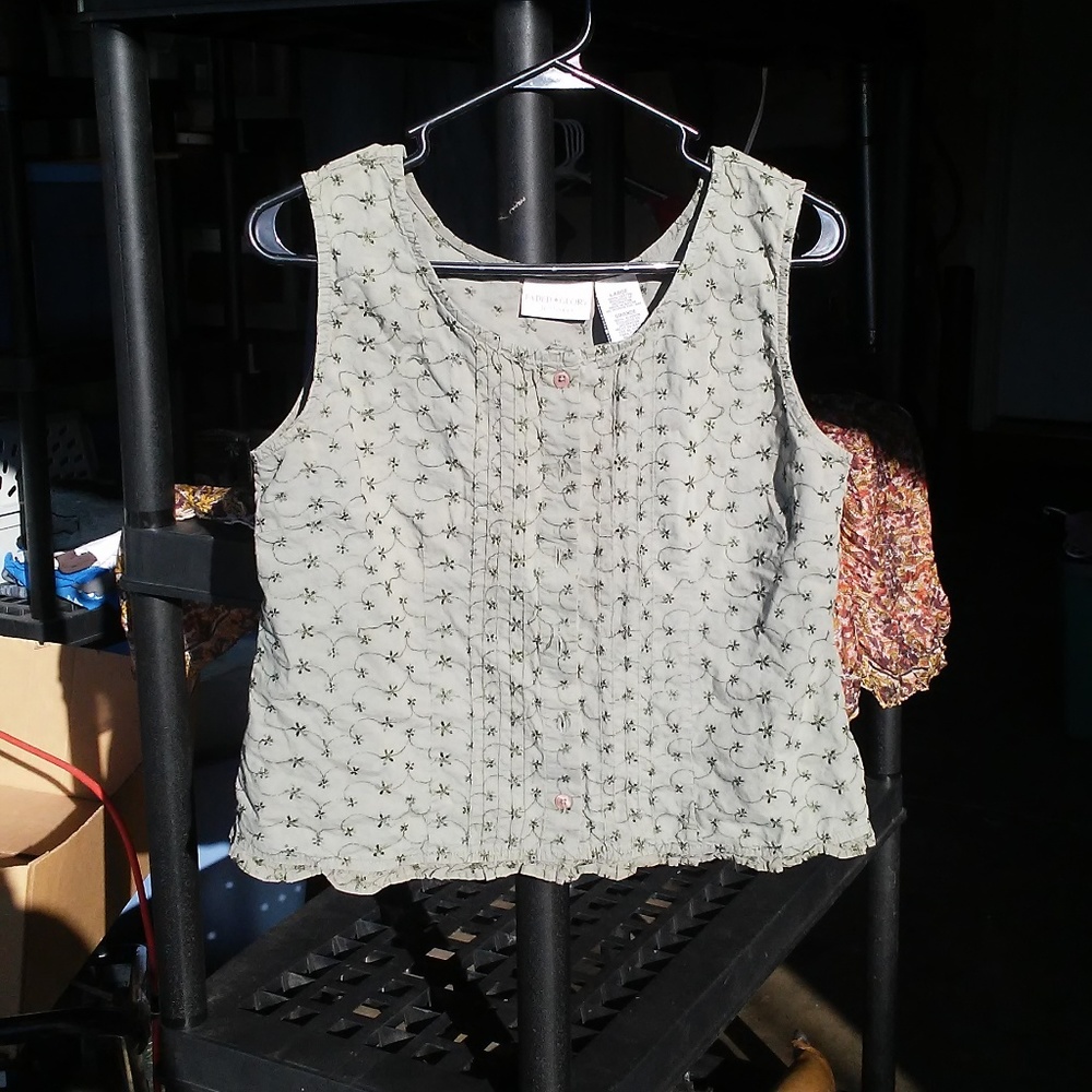 Large tanktop